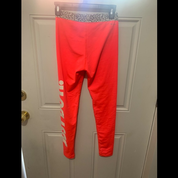 Nike Pro Womens’ Tights Dri Fit Hyperwarm Series - Picture 3 of 7